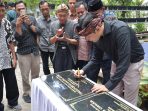 Bupati Wahyu Resmikan Padepokan Saung Incu, Saung Kuwu, dan LPK Ichihara di Desa Sukasari