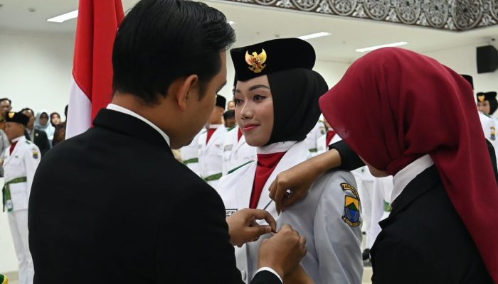 Bupati Cianjur Kukuhkan Paskibraka 2025, Tekankan Tugas Mulia dan Pentingnya Disiplin