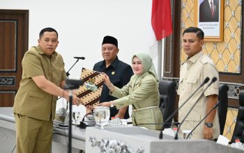 Rapat Paripurna DPRD Cianjur Bahas Raperda APBD 2026