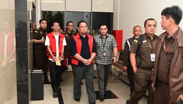 Kejati Jabar Tahan Sekretaris DPRD Bekasi Terkait Korupsi Tunjangan Perumahan Rp20 Miliar