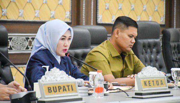 Rapat Paripurna DPRD Cianjur: Bupati Sampaikan Pendapat, Fraksi Beri Sorotan Raperda